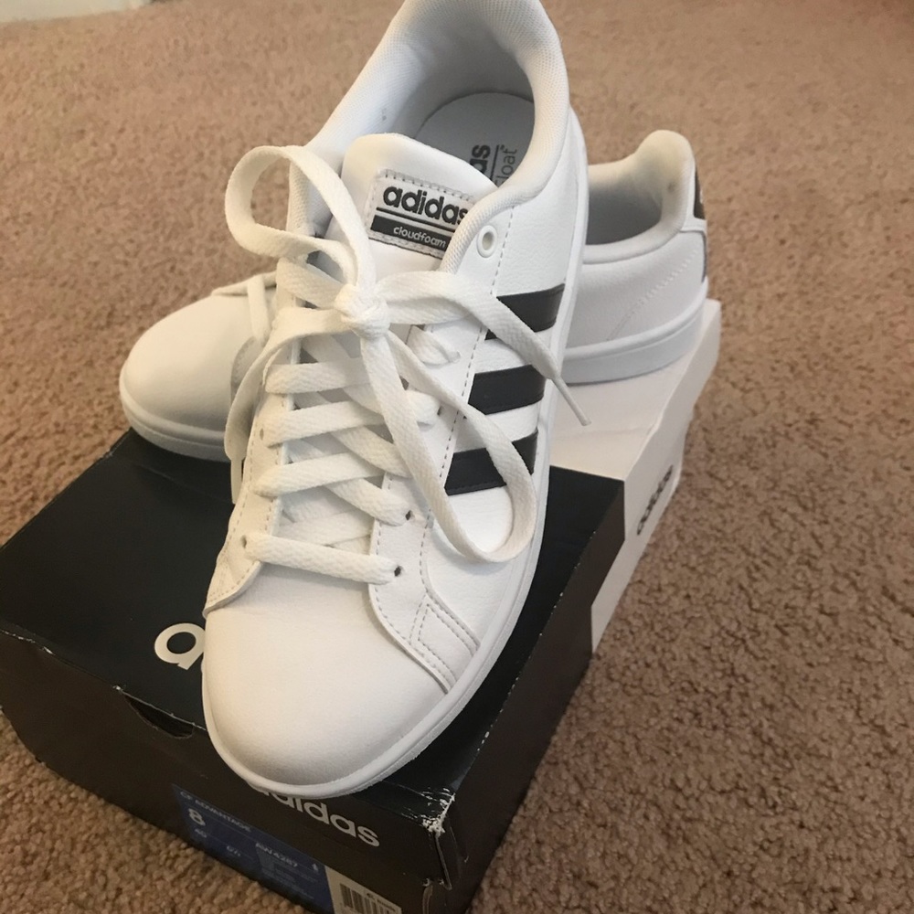 Adidas Cloudfoam Advantage Leather Sneaker